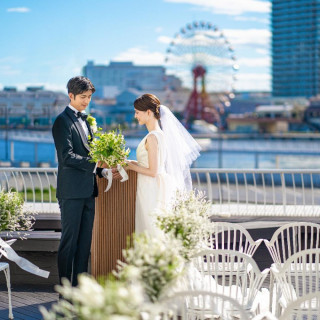 【貸切空間】贅沢試食付*感動＆絶景広がる海と空の挙式×豪華150万特典