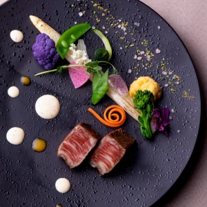 残席2【超豪華】黒毛和牛の無料試食付！ガーデンW×120万優待