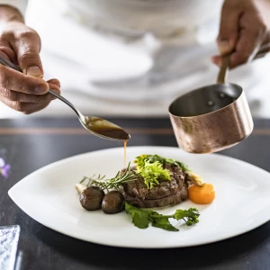 「お二人だけの完全オリジナルコースが叶う」お二人の想いをお聞きし、シェフが想いを料理に込めて創り上げます！|THE SEASONS LANDMARK KOBE KITANO　ザシーズンズランドマーク神戸北野の写真(8215280)