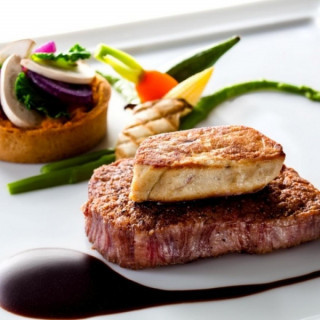 【12月スペシャル】黒毛和牛の無料試食×6万特典×120万優待