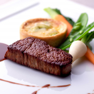 【超豪華】黒毛和牛の無料試食付！ガーデンW×120万優待