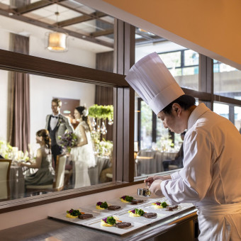 パーティを盛り上げる演出としても人気のオープンキッチン