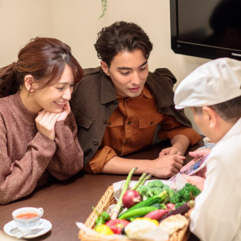 「お二人だけの完全オリジナルコースが叶う」シェフが想いを料理に込めて創り上げます！