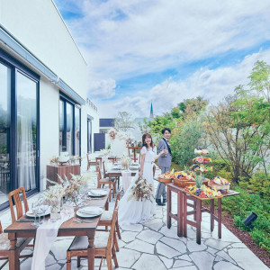 【緑と光に包まれた貸切W】テラス演出体験×岡崎旬彩の美食