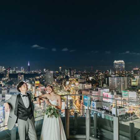 東京の夜景を一望できる最高のロケーションでお写真を。