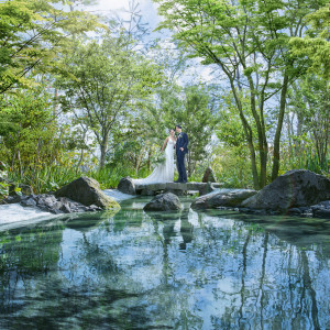 緑と水のリラクゼーション空間|ラソールガーデン熊本（LAZOR GARDEN KUMAMOTO）の写真(50228854)
