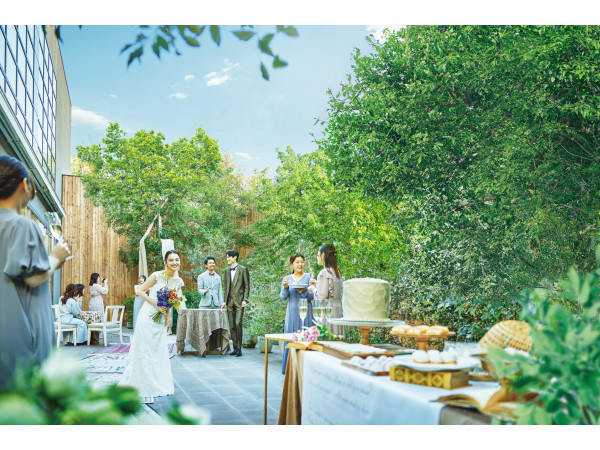 『編む』をテーマにデザインされた おもてなしの美空間