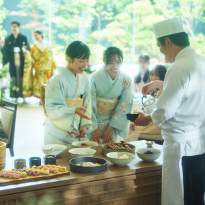 シェフの手仕事から立ちのぼる香り、焼き上がる音、湯気、笑顔に心がほどける|OITA MONOLITH（大分モノリス）の写真(55455484)