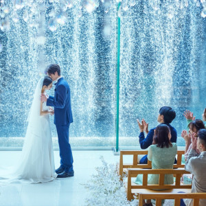 水と光の透明感に満たされた美空間|OITA MONOLITH（大分モノリス）の写真(55455255)