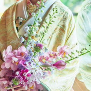 和装に合わせたブーケも専属のフローリストがご提案|OITA MONOLITH（大分モノリス）の写真(55456833)