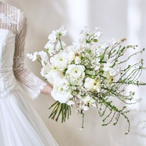 甘いだけではない、洗練された大人可愛い女性像を表現|OITA MONOLITH（大分モノリス）の写真(55456686)