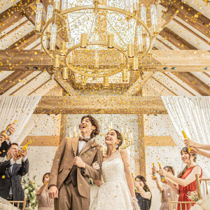 愛知県でも珍しいコンフェッティシャワーが叶う結婚式場♪最高にフォトジェニックな瞬間を！|THE TRES TOKONAME（ザ・トレス 常滑）の写真(18828304)