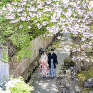 古都奈良ならしいロケーション、緑に囲まれた風景で和装前撮りを実施！|ANDO HOTEL NARA（アンドホテル）の写真(10733327)