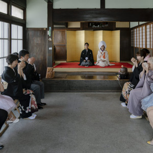 【丹徳庭園オリジナル茶婚式】ご両家の絆を深めるアットホームで温かな茶婚式をご提案しております。|～明治二年創業～　丹徳庭園ウエディングの写真(52607212)