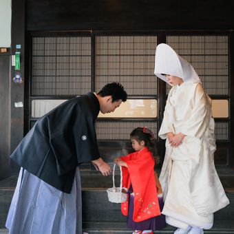 お子様がリンクガールを務める、
家族みんなでつくるあたたかな結婚式。