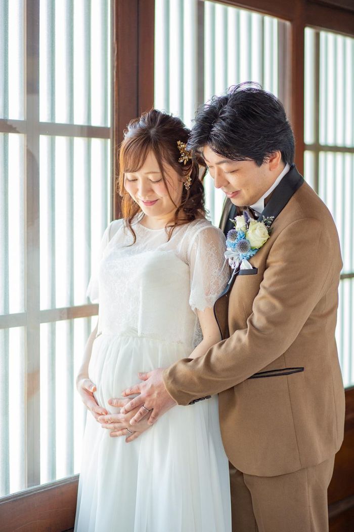 マタニティ専用のウェディングドレスをご用意。体型の変化がある方やマタニティの花嫁も安心。