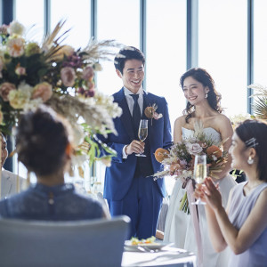 絶景のロケーションに新郎新婦もゲストもうっとり。 味わったことのない時間をおとどけ。|ハイアット リージェンシー 横浜の写真(26414253)