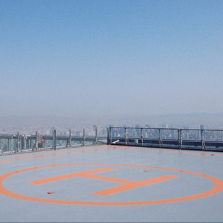 【横浜上空散歩】ホテルヘリポートツアー