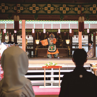 舞楽奉納（納曽利舞）は乃木神社なれではの演出
