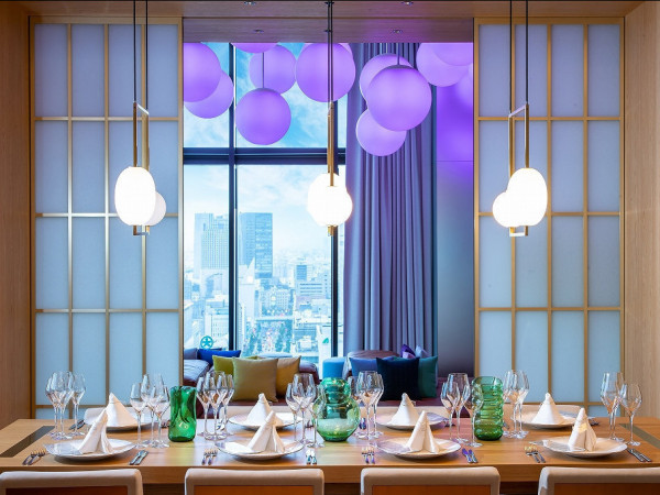 E-WOW PENTHOUSE SUITE