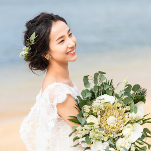 クチュールナオコでは、ご新婦様の魅力をより輝かせることのできる経験豊富なヘアメイクアップアーティストがお客様を担当します。|フサキビーチリゾート ホテル＆ヴィラズ（クチュールナオコ ウエディング）の写真(14088891)