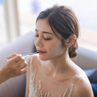 挙式のお仕度も自分たちのお部屋で。ゆとりをもってご準備いただけます。