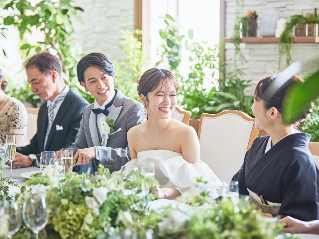 本格式場での質の高い結婚式がお得に叶う「ルクリアモーレ」