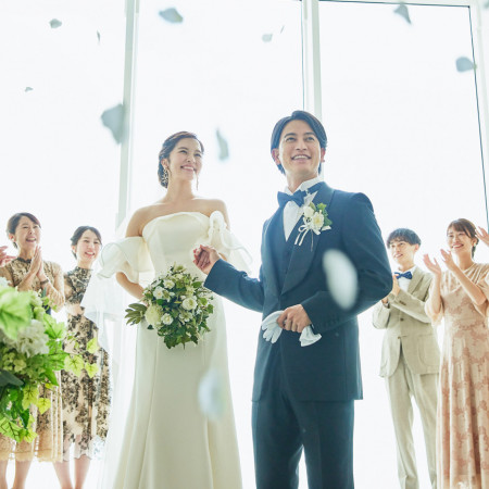 光と祝福に満ちた感動のセレモニー