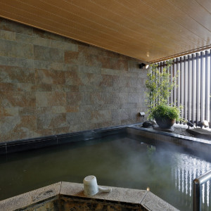 ホテルの最上階の天然温泉で疲れを癒す|ホテルモントレ京都の写真(17097161)