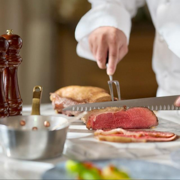 評判のお料理で大切なゲストをおもてなし