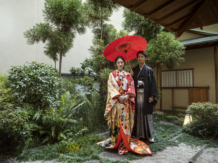 歴史ある神社で本格的和婚を