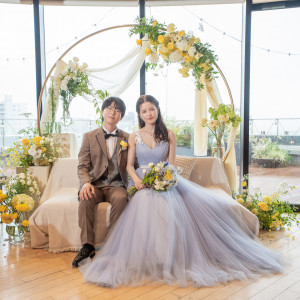 祝福のアーチに包まれる、はじまりの一枚|3＋3CAFE（サンタスサンカフェ）の写真(53892498)