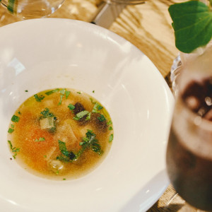 優しい味わいのスープが温かみを添える、心安らぐ料理写真|3＋3CAFE（サンタスサンカフェ）の写真(56008227)