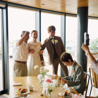 明るい会場で、ご家族との楽しい時間！