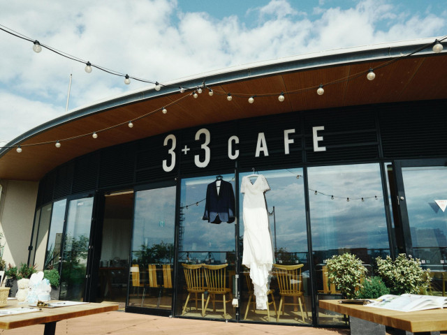 江の島、富士山、湘南が一望できる空に浮かぶカフェ