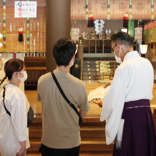 常磐神社のすぐ隣だからこそ、神職も一緒にサポートします