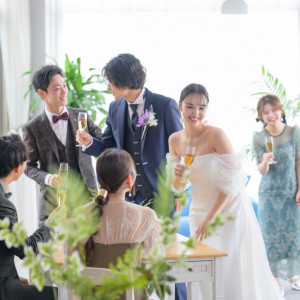 当館は6名様からの挙式・会食に対応できる専用プランをご用意。広すぎず、ゲストとの
距離が近い空間で、感謝の気持ちを丁寧に伝えることができます。|アートクレフクラブ（Art Clef Club ）の写真(54718401)