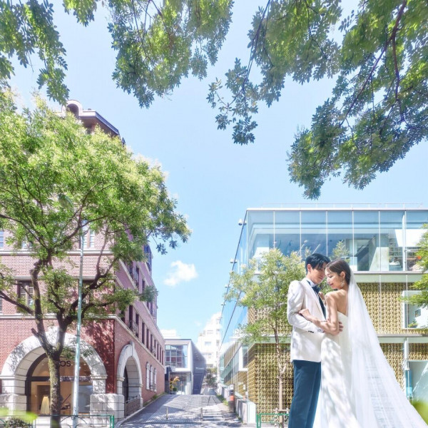 お得シーズンで憧れの結婚式が叶う！自然と調和する、春の貸切ウエディング