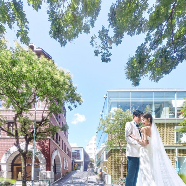 お得シーズンで憧れの結婚式が叶う!自然と調和する、春の貸切ウエディング