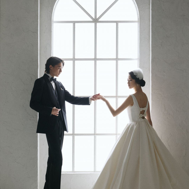 ウェディングドレス・衣装｜ L2126（エルニイチニロク）【ウエディング