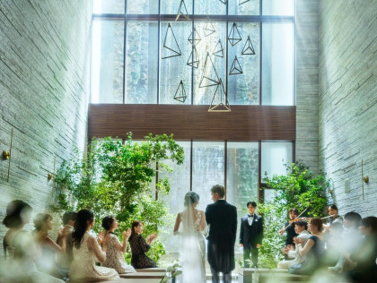 日常をつなぐ非日常の体験
ふたりの未来を照らす
L2126が描く、新たな価値