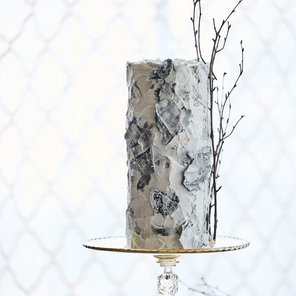 ［公式HP予約限定］おふたりとゲストで分け合う唯一のアイテム、ウェディングケーキをプレゼント