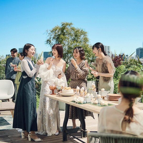 ［公式HP予約限定］おふたりとゲストで分け合う唯一のアイテム、ウェディングケーキをプレゼント