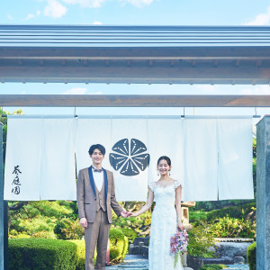 界隈でも一際輝く外観に、ゲストの期待も膨らむ どこか懐かしさを感じられるような雰囲気|葵庭園の写真(55412938)