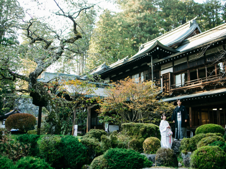 日光東照宮美術館前の庭園での貴重なフォト！