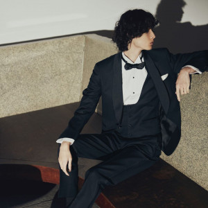 【UNITED ARROWS×Best-Anniversary】世の中の新郎をもっと格好良くという願いから、幅広いターゲット・年齢層に向けたタキシードとして誕生|ANAインターコンチネンタルホテル東京の写真(54364807)