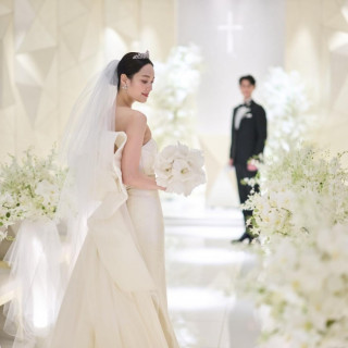 午前中満席御礼◆ANA花嫁人気No1*輝くチャペル&憧れドレス見学