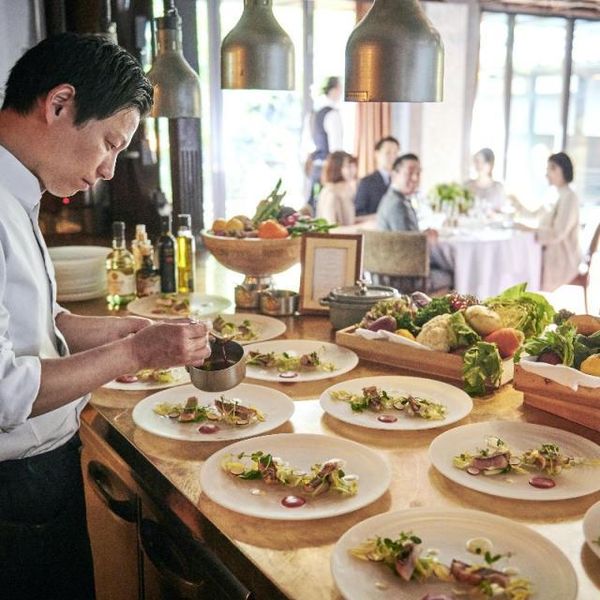 すべての披露宴会場にプライベートキッチンが併設！お料理のおもてなしにぴったり。