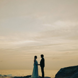 夕日の中で誓う、ふたりだけの約束|LOCAL BASE WEDDING（ローカル ベース ウエディング）の写真(41039527)