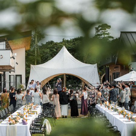 LOCAL BASE WEDDING（ローカル ベース ウエディング）